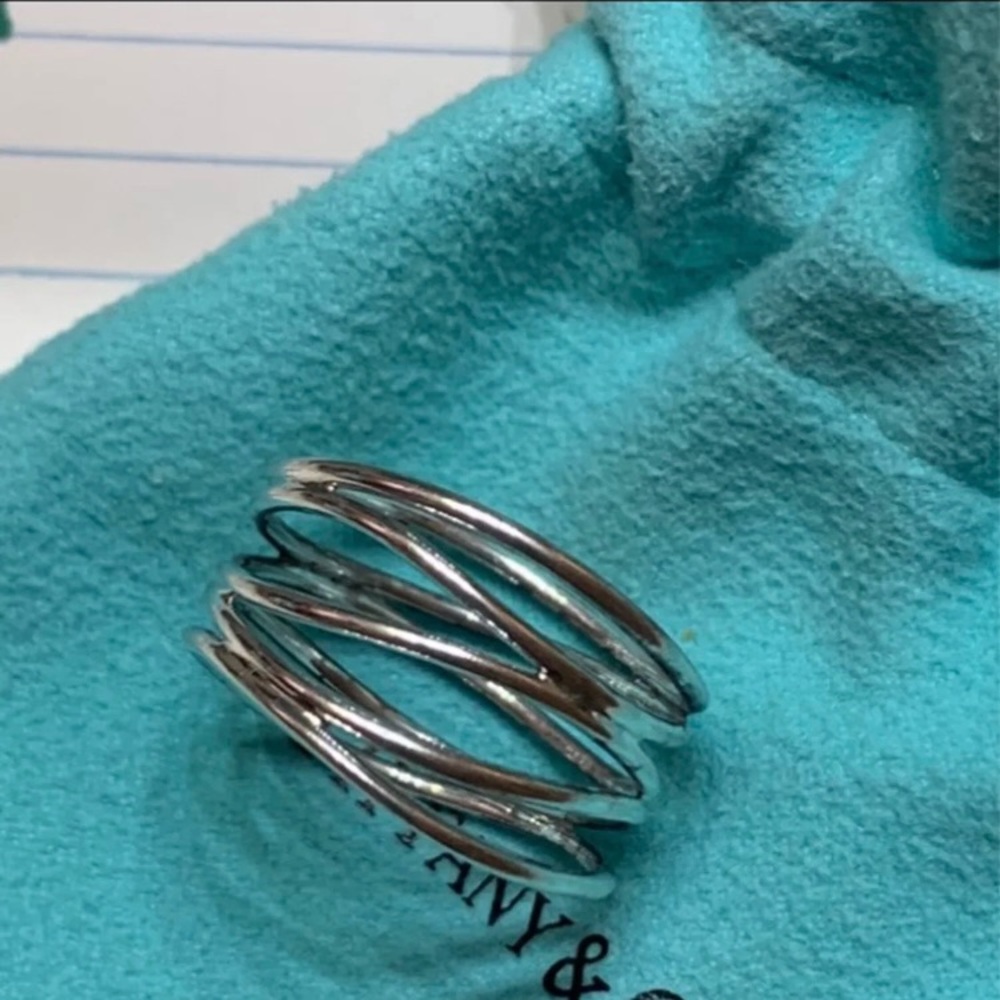 🚫SOLD🚫Tiffany & Co Wave Ring Size 9 - Picture 1 of 5